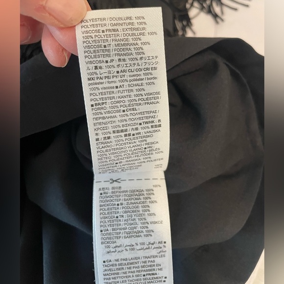 GAP All Over Fringe Satin Mini Skirt Black Sz 4 Party Cocktail Dancing Boho Chic - Picture 12 of 13